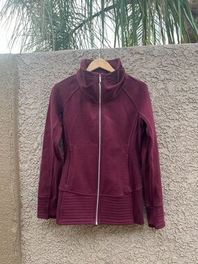 Lululemon Radiant Jacket II / Size 8